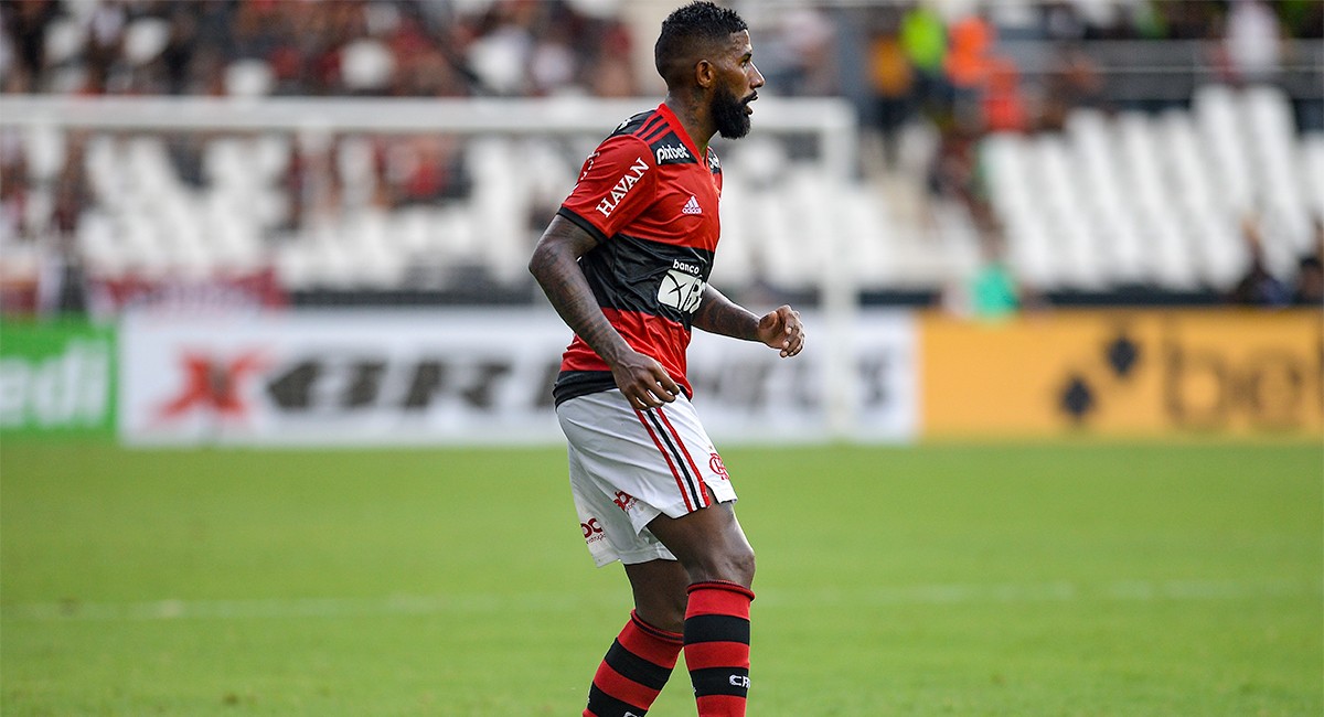 Arias marca, Marcos Felipe hace milagros y Fluminense gana el primer Fla-Flu del año