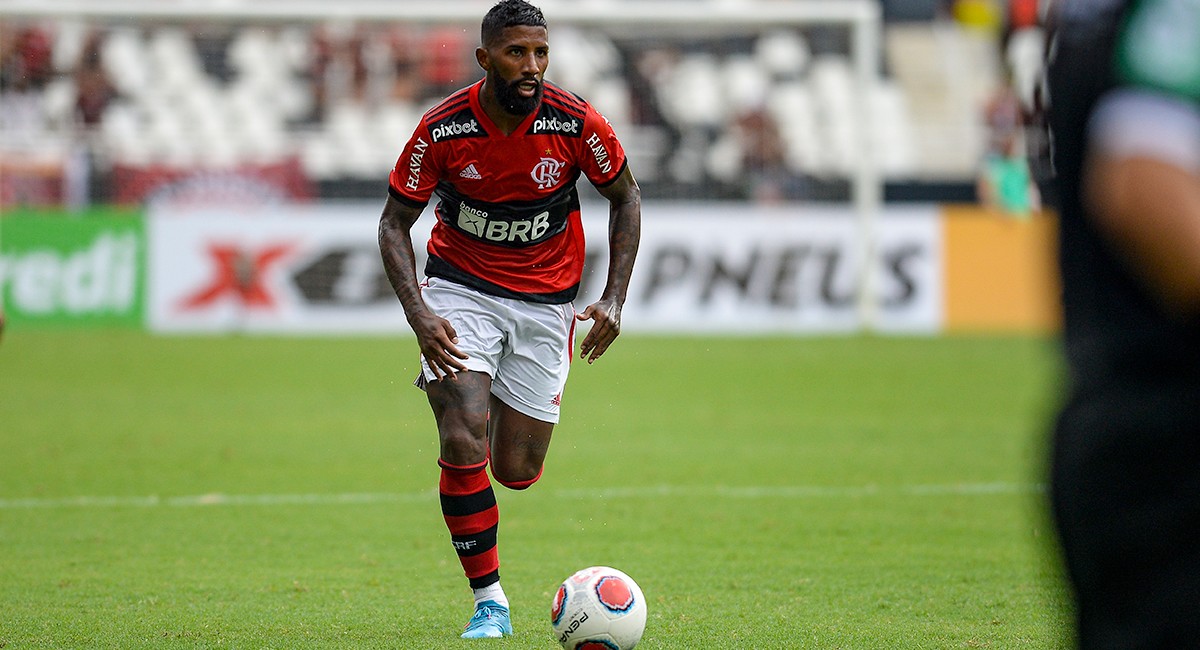 Arias marca, Marcos Felipe hace milagros y Fluminense gana el primer Fla-Flu del año