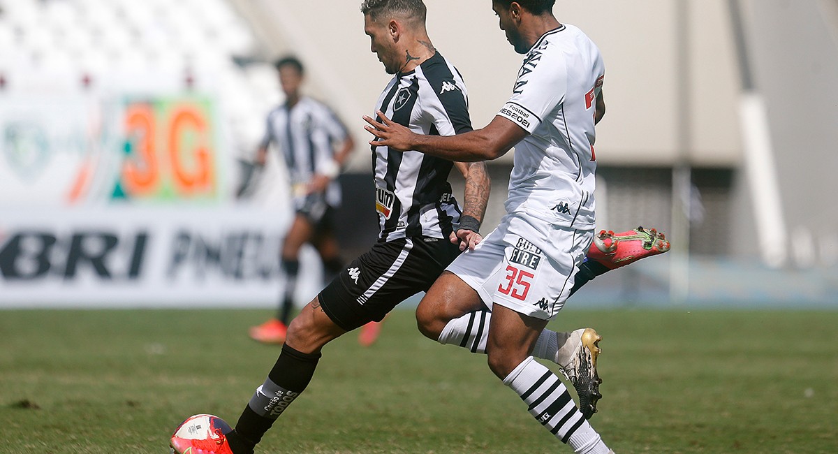 Cano marca gol histórico y Vasco gana al Botafogo en la final de la Copa de Río